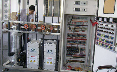 電子超純水設備出水水質符合美國ASTM純水水質標準、我國電子工業部電子級水質技術標準(18MΩ.cm、15MΩ.cm、10MΩ.cm、2MΩ.cm、0.5MΩ.cm五級標準)、我國電子工業部高純水水質試行標準、美國半導體工業用純水指標、日本集成電路水質標準、國內外大規模集成電路水質標準。<br />
